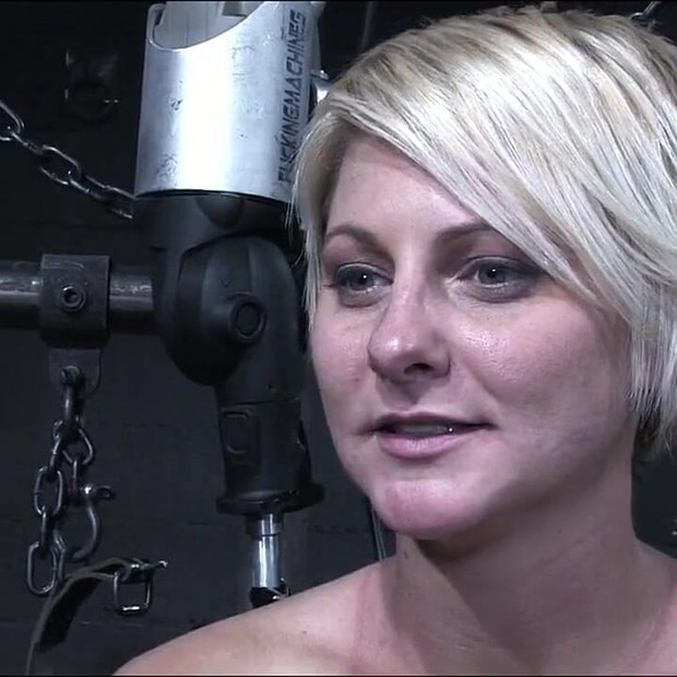 Claire Adams vs Vendetta