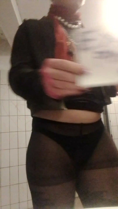 Exposed Whiteboi faggot Jes Brinch public | Clip 1
