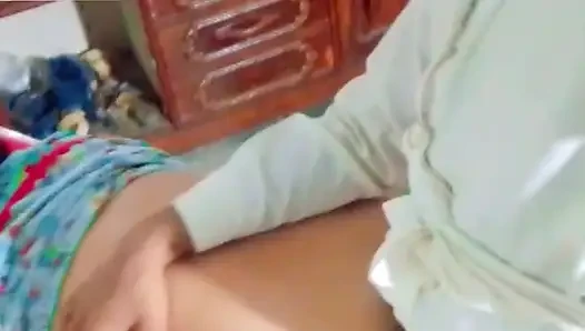 sveltina con l'amica di mia moglie