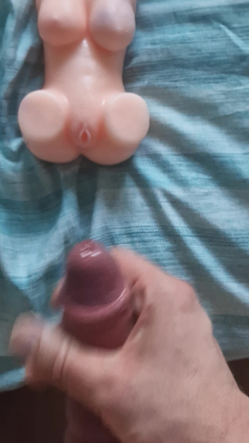 Wixxing with the rubber until the comes. | Clip 2