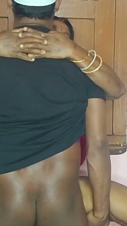 Hindu Bhabhi Ko Mana Kar Raat Me Bohat Maje Se Choda | Clip 1