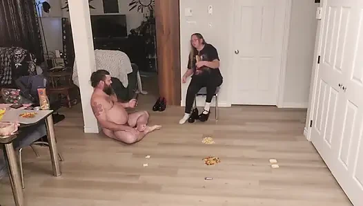 Essen und schwanz zerquetschen, sahniges ende