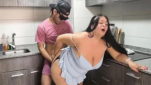 Volle Videos für fans, MILF BBW in der Küche gefickt