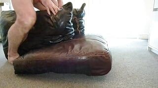 Cum on my leather pillows