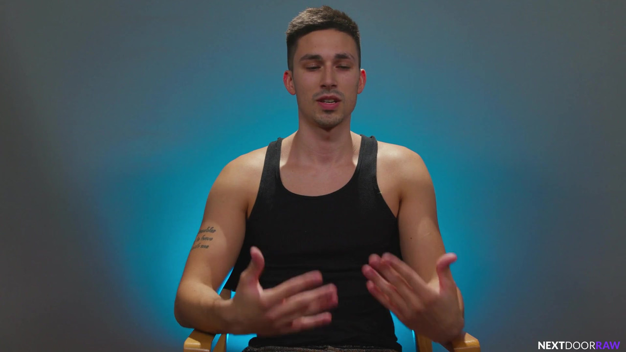 华丽的twnk性感翻转乱搞现实生活中的tatted BF大屁股