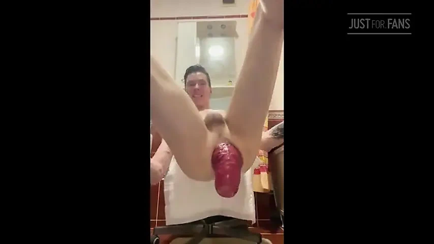A Hot Video with a Huge Anal Prolapse in the Bathroom