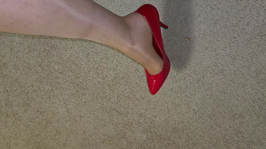 Louise Nylontease Tan Stocking Foot Fetish Tease