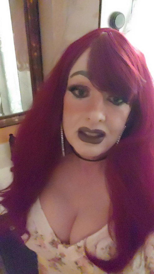 Low Cut Top with Toy