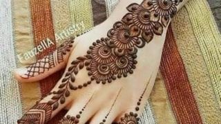 Mehndi sur les seins