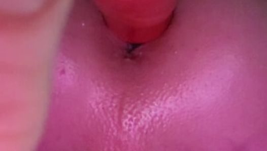 Yerçekimli dildoyla yakın çekim anal sikiş