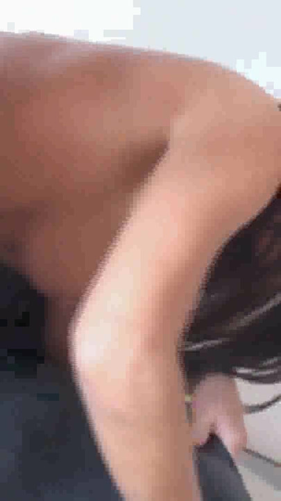 لحظة أيقونية من "ضرب فتاة 18YO تريد الحمل وتغوي أخوها غير الشقيق ليقذف في الداخل"