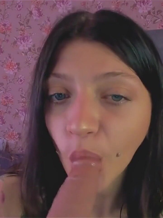 Ahegao ve tükürük ile ıslak sakso şu anda ihtiyacınız olan şey!
