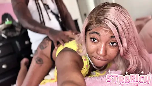 Astaga, aku nggak bisa berhenti crot di dalam memekku sama ayah tiriku