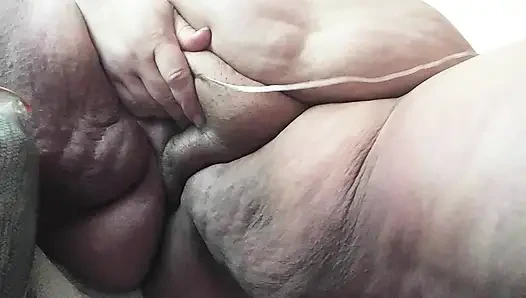 Playing with my big fat pussy
