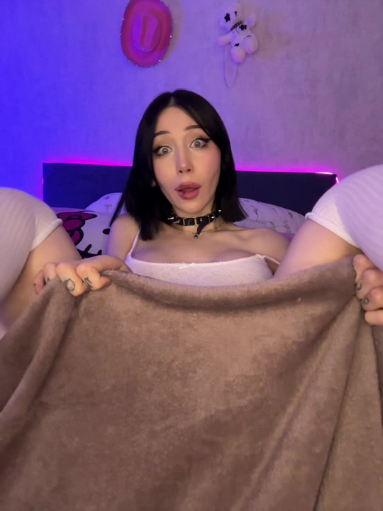 I'm sitting here dreaming about a big, juicy cock.