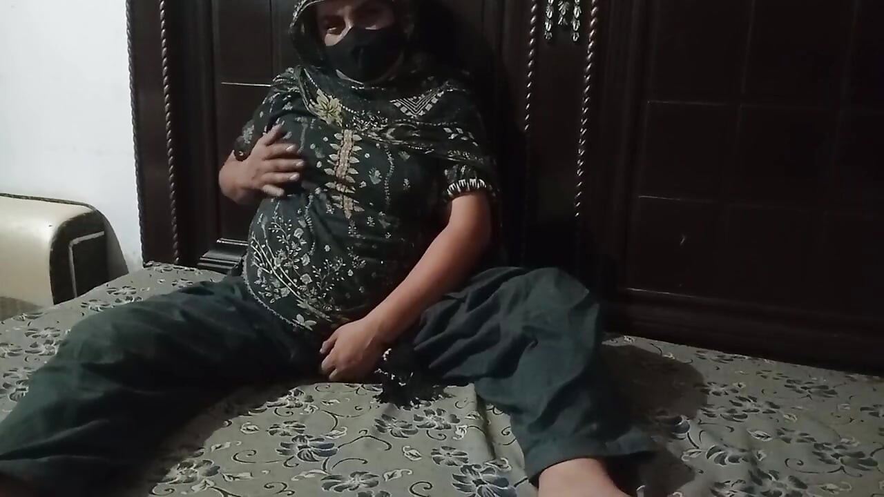 New hot bhabhi sex video big boobs press hot video full masti pakistani bhabhi