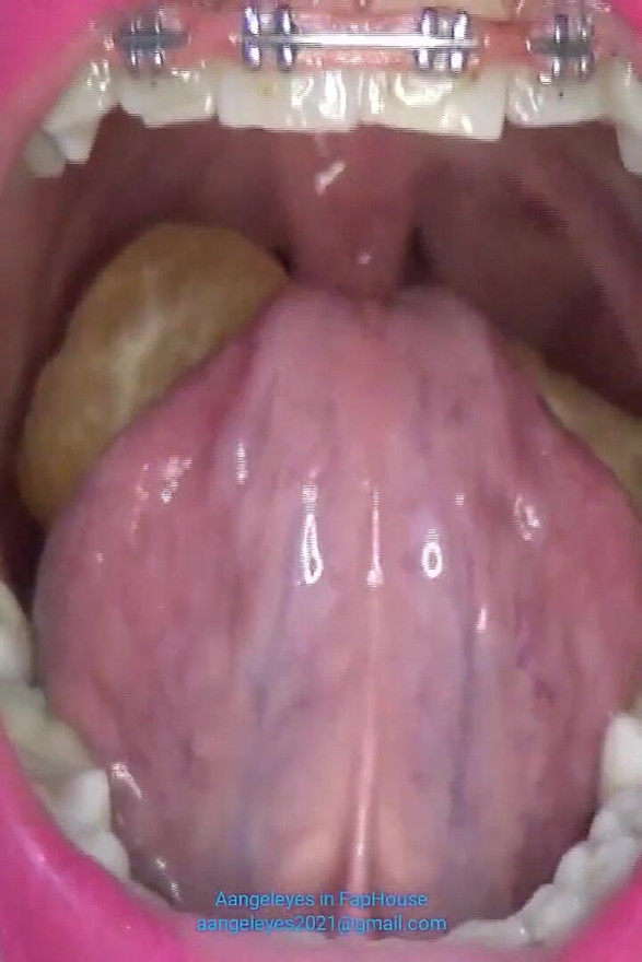 Hot Fun Swallowing Big Tangerines