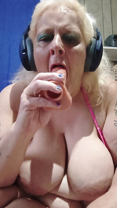 Sucking N Slobbering You'll Be Hollering