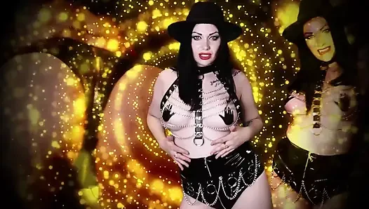 Сиськи за глотком, сексуальный Succubus получит твою душу!