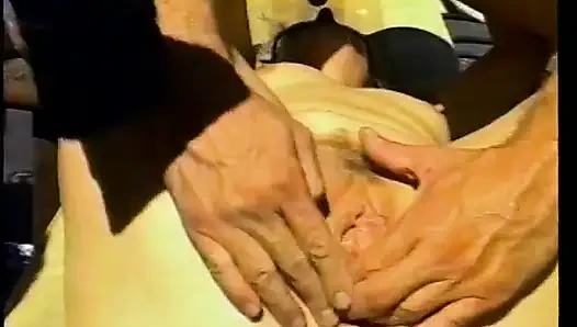 Смотри, как он вылизывает киску бабушки на Florr