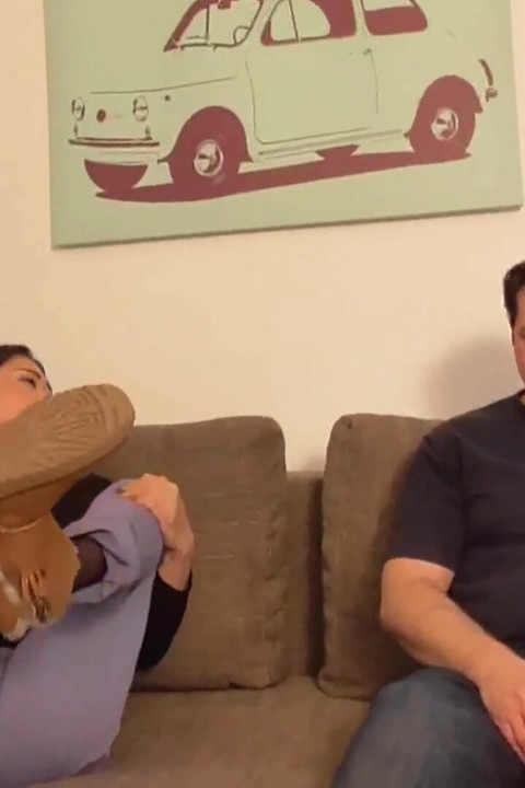 Mistress Amrita's feet smelling tyranny