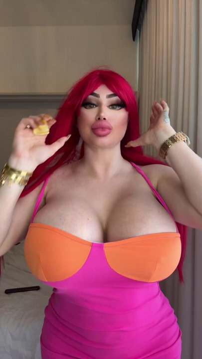 Bibi Bugatti Bombshell blondă oficială