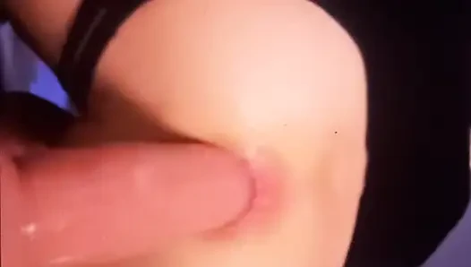 Femboy sevimli daisy tamamen sağır aşka sahip