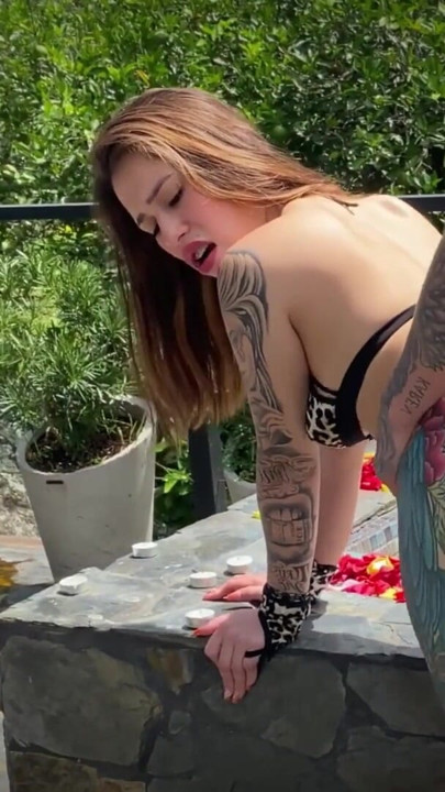 Morning anal without a condom with a very hot Latina | Clip 1