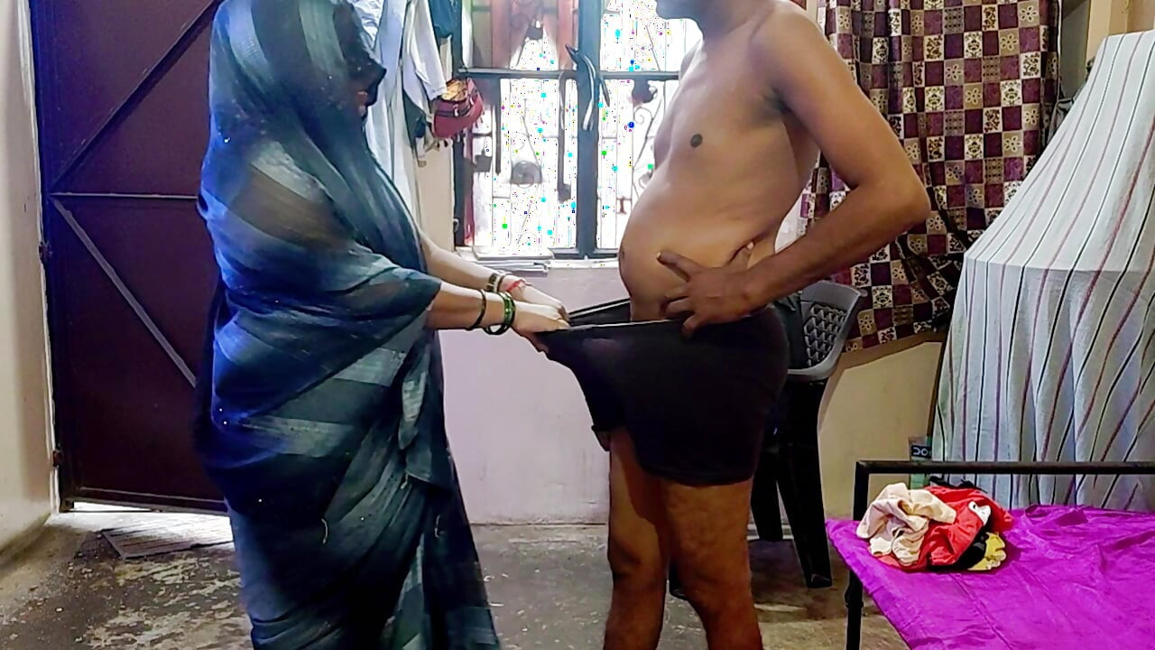 Desi bhabhi jebe susedovog dečka sa hindi zvukom