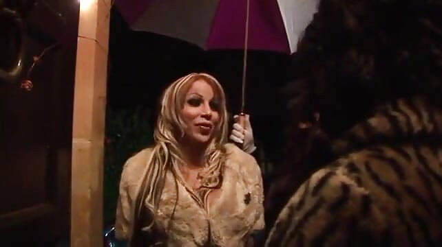 Heterosexual porno premium con perra puta follada a pelo por anal por gran polla áspera 14