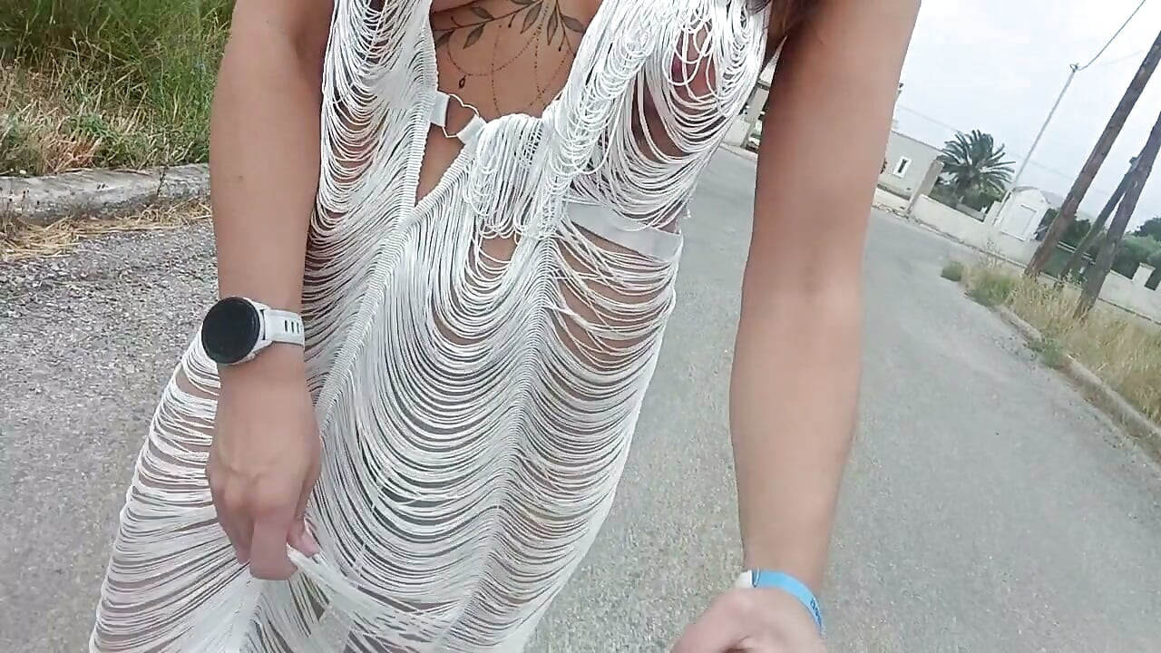 I flash my tits and pussy while walking down the street.