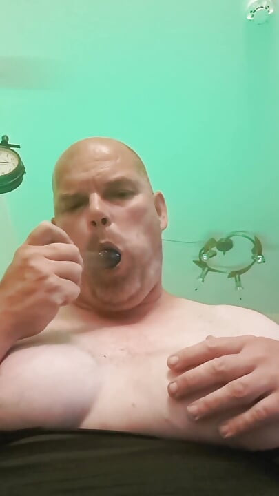 Ny leksak för Sissy Slampa