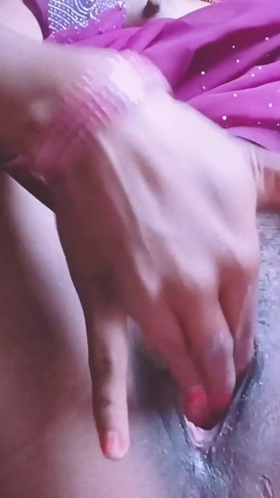 Biggest pusssy in indian women masterbate by fingering part 2 | Clip 2