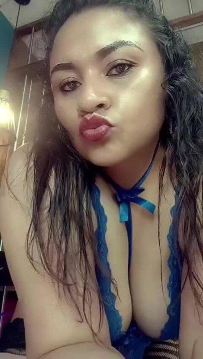 Você gostaria de se divertir comigo?
