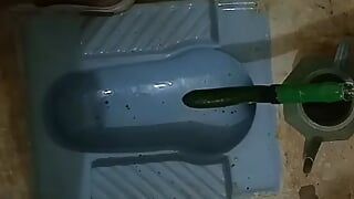 Komkommer plezier thuis Hindi-verhaal