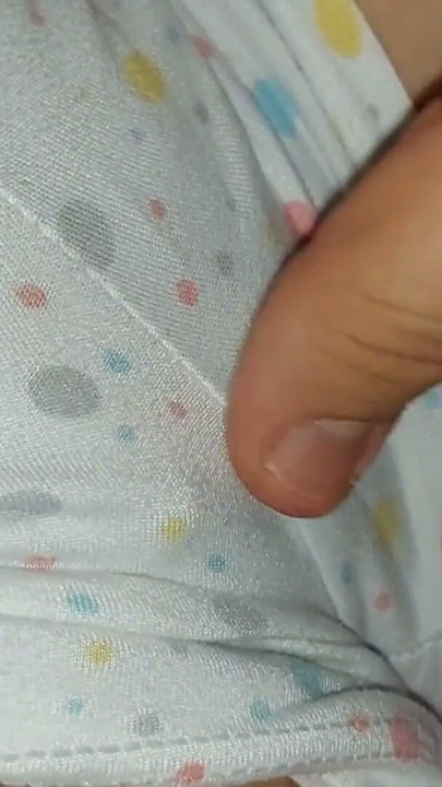 德西青少年滑稽动作和我的继妹在被窝下 | 短片 1