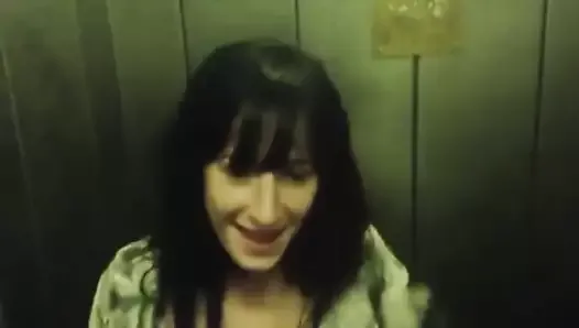Milf Slut does awesome blow job in Elevator