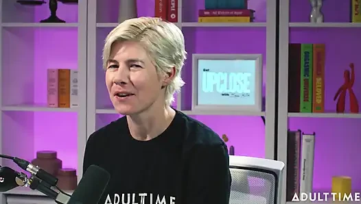Hailey Rose: Tumblr, Swingers & the Cereal Incident | the Adult Time Podcast