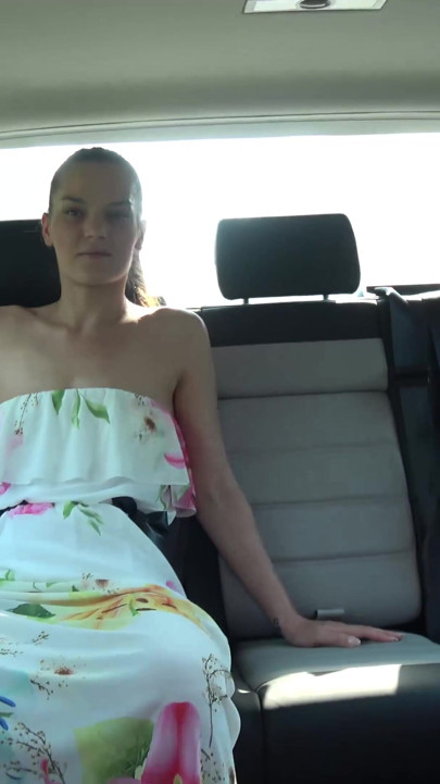 Twee hotties genieten van elkaars natte poesje likken