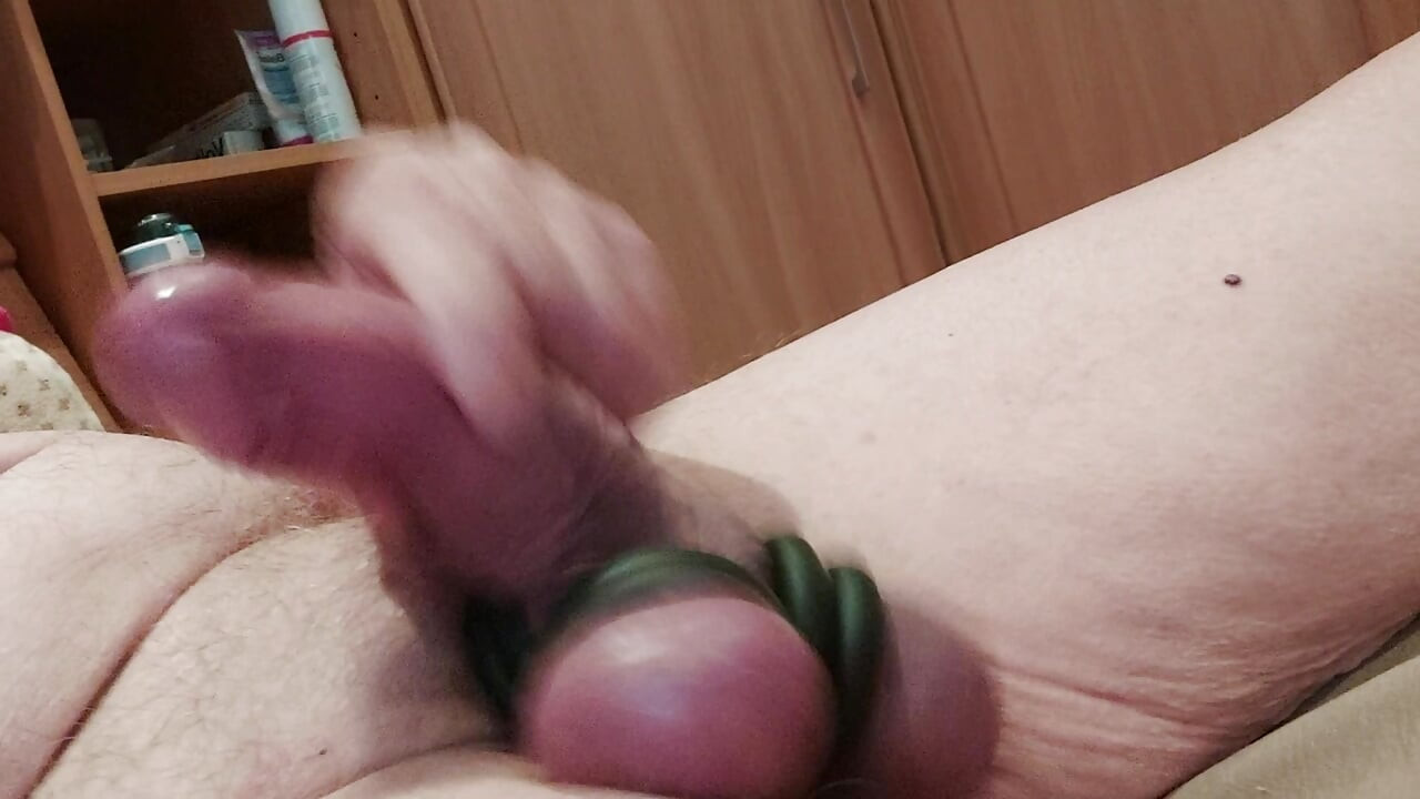 Relaxing jerking off with bouncing balls