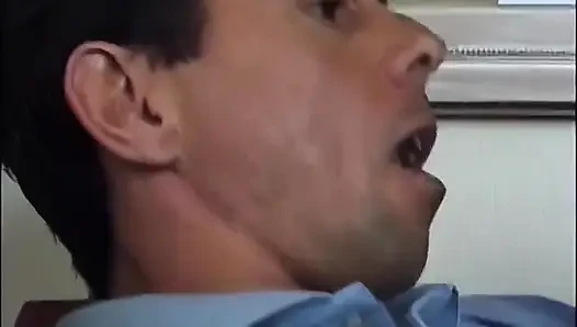 Edepsiz orta yaşlı seksi kadın büyük yarağı seviyor