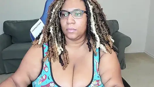 Nyepong dildo ini di webcam