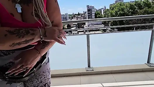 İri güzel Kadın Arjantin Buenos Aires'te Kolombiyalı ile prezervatifsiz seks yapıyor