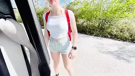She pays the car ride with blowjobs, hitchhiker sex, car blowjob, sex by the beach, teenage blowjob by the beach