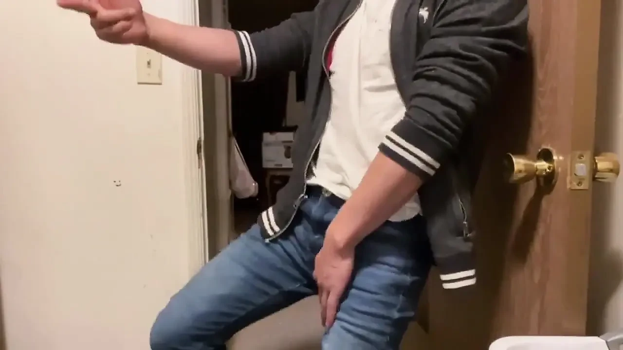 They Record Porn Video With Their Best Friend's Girlfriend