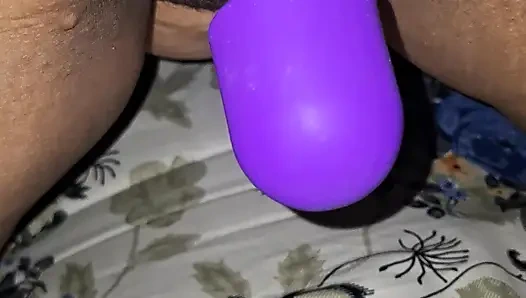 Бхабхи получает массаж в киску