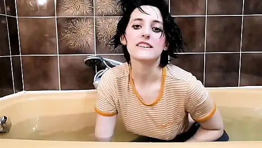 Stepsister gets dunked JOI