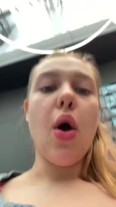 公の場でのセックス、クローズアップ | クリップ 1