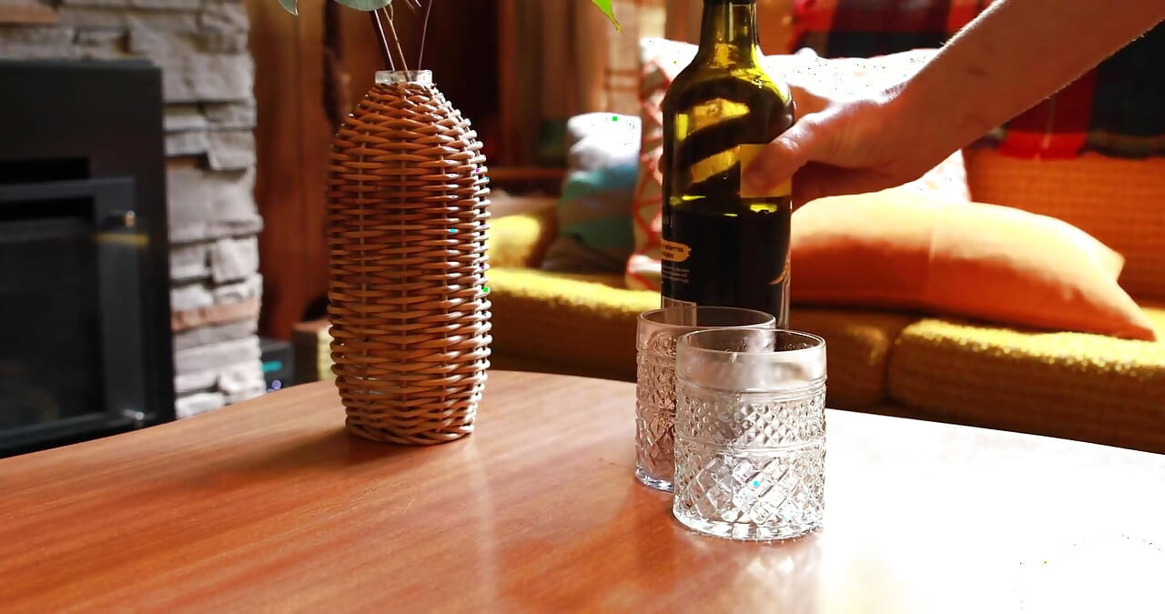 찰리 포드, 킴 사정을 특징으로 하는 유혹