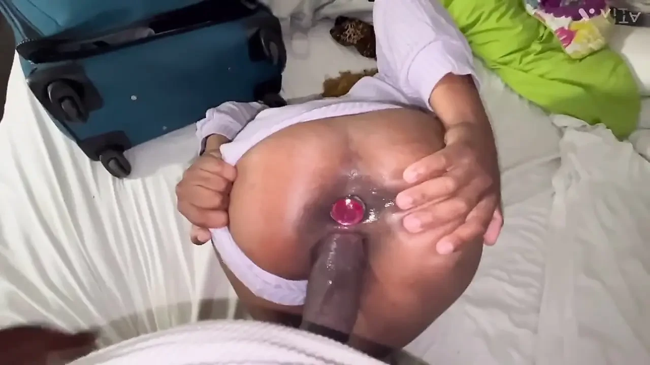 Hot Girl Wants Her Heater Fix but End up with a Jamaican Dick in the Thick Ass